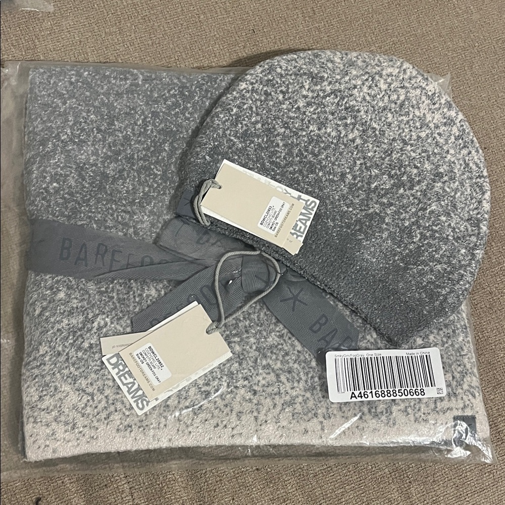 Barefoot Dreams Speckled Gray Beanie and Scarf Set